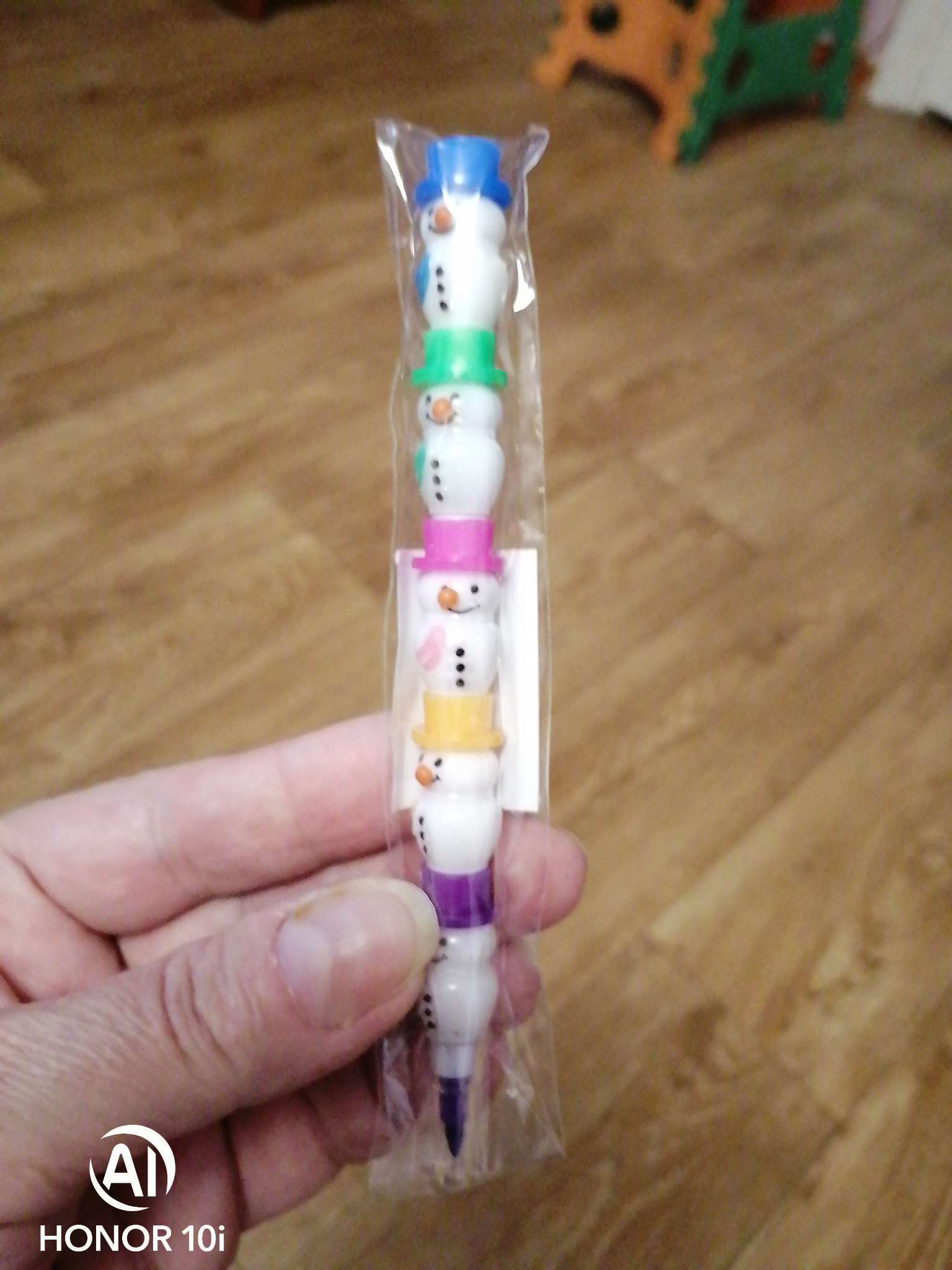 Фотография покупателя товара Карандаш восковой «Снеговик» 5 цветов - Фото 10