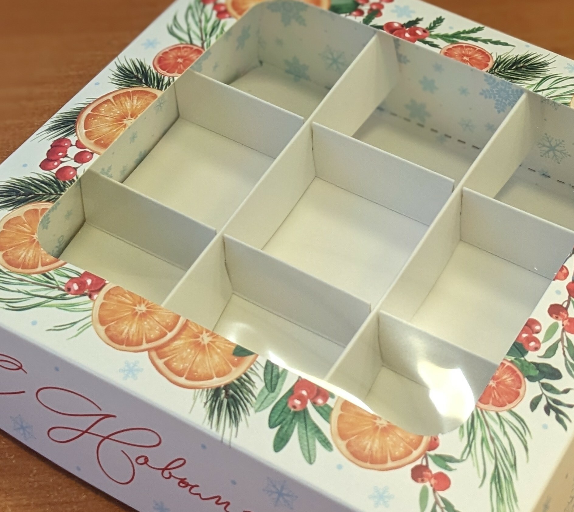 Фотография покупателя товара Коробка под 9 конфет «С Новым годом», 14.5×14.5×3.5 см - Фото 11