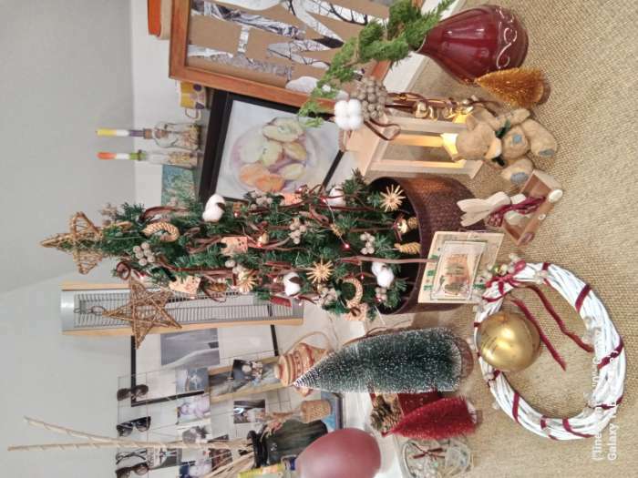 Фотография покупателя товара Новогодний декор «Ёлка в серебристом цвете с блёстками» 8 × 8 × 20 см - Фото 1