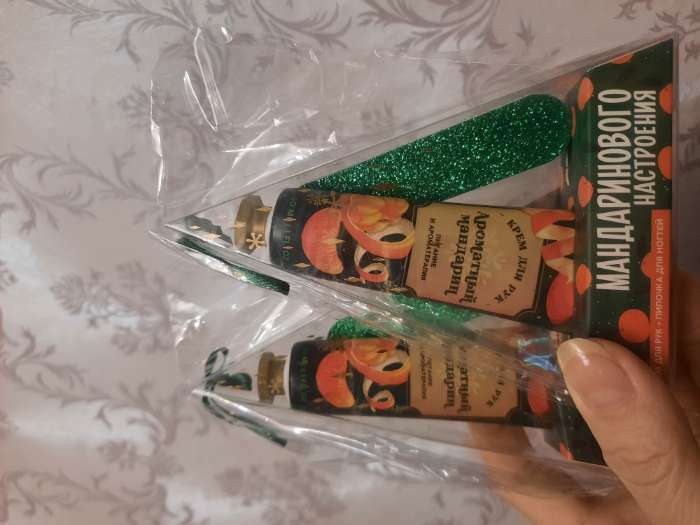 Фотография покупателя товара Подарочный набор косметики «Мандаринового настроения!», крем для рук 30 мл и пилка для ногтей, ЧИСТОЕ СЧАСТЬЕ - Фото 1
