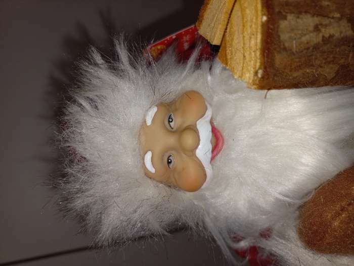 Фотография покупателя товара Дед Мороз  "В красной шубке, с брёвнышком" 29 см - Фото 1