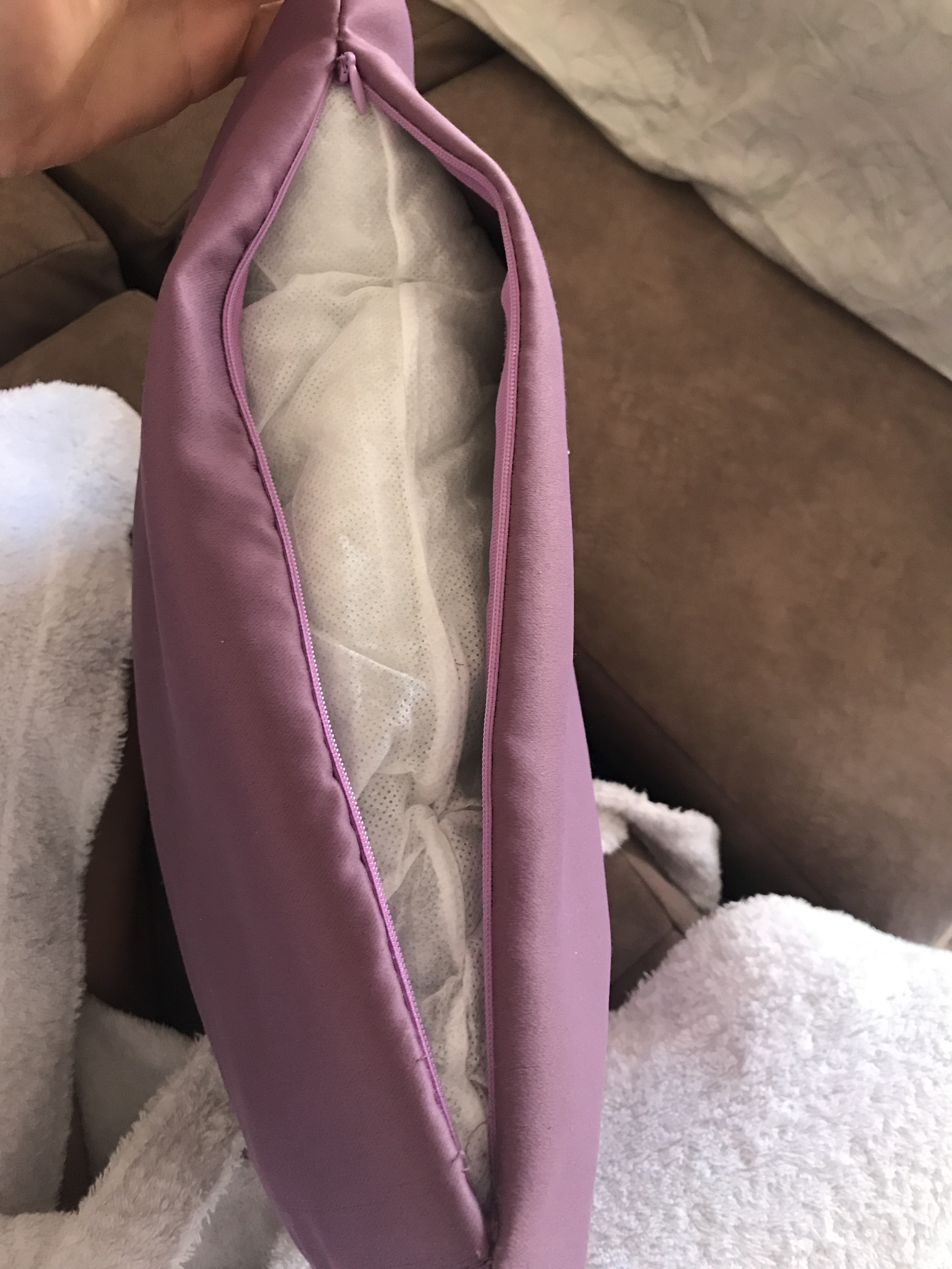 Фотография покупателя товара Подушка декоративная «Этель» «Classic» цвет фиолетовый, 40×40 см, пл. 210 г/м², 100% п/э - Фото 2