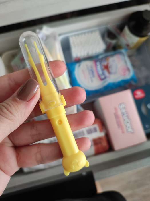 Фотография покупателя товара Пинцет для чистки носа, детский, с колпачком, цвет МИКС