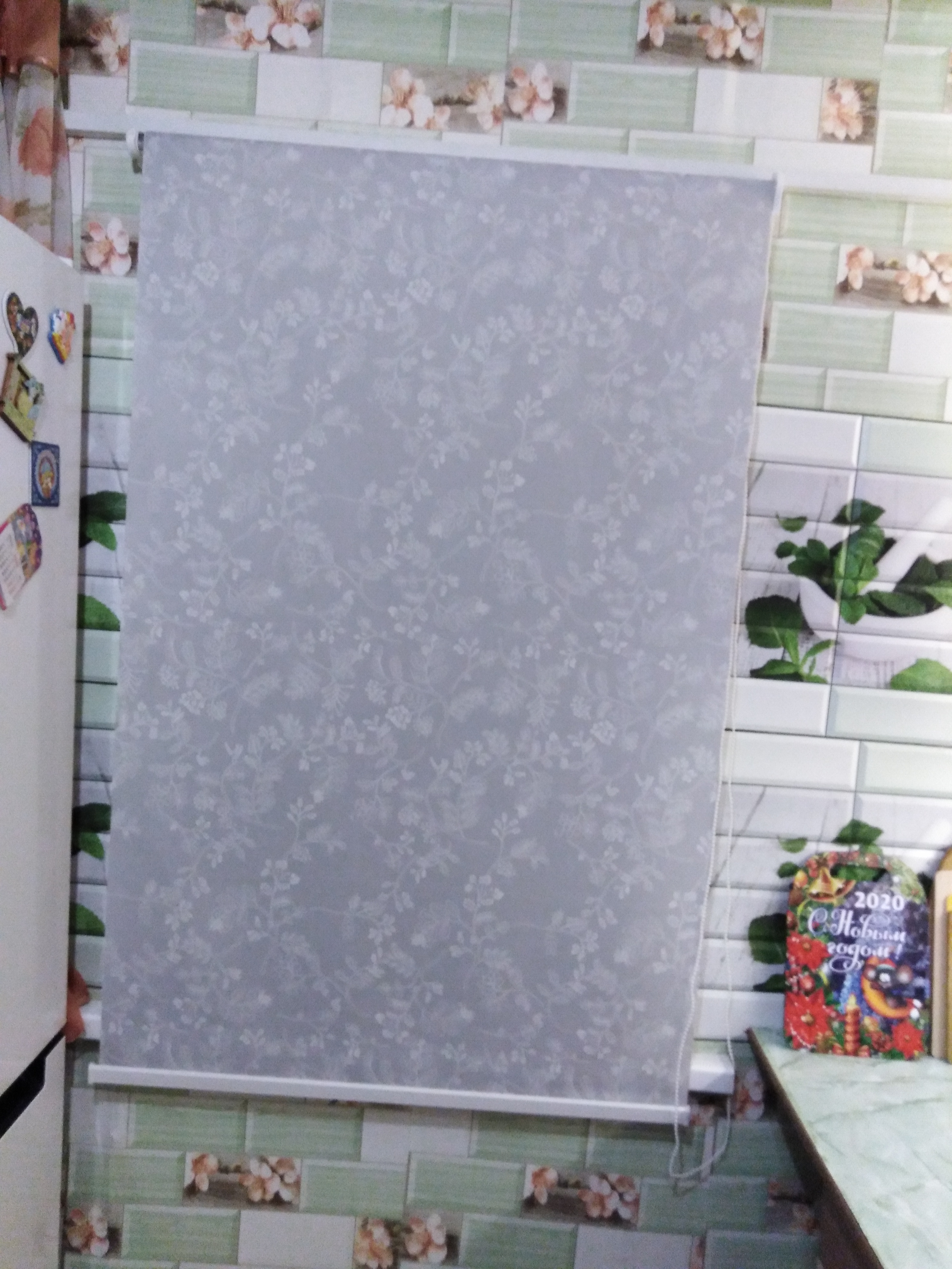 Фотография покупателя товара Штора рулонная «Цветенье», 60×200 см (с учётом креплений 3,5 см), цвет серый - Фото 5