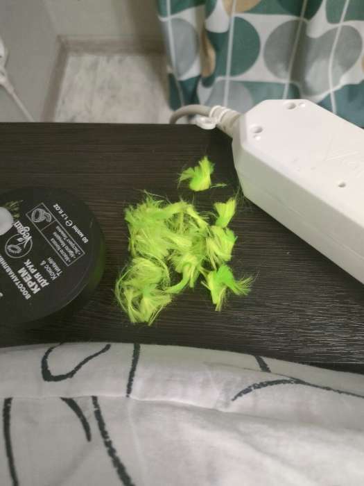 Фотография покупателя товара Дразнилка - удочка «Веселый червячок» на деревянной палочке, микс цветов - Фото 1