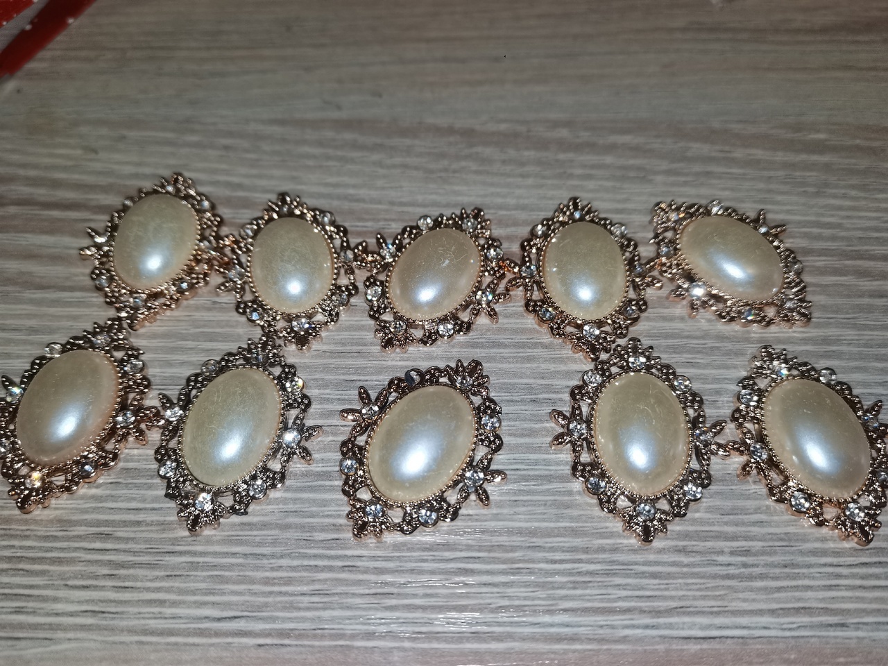 Фотография покупателя товара Декор для творчества пластик, стразы "Жемчужный овал в цветах" набор 10 шт 2,3х3,2 см - Фото 7