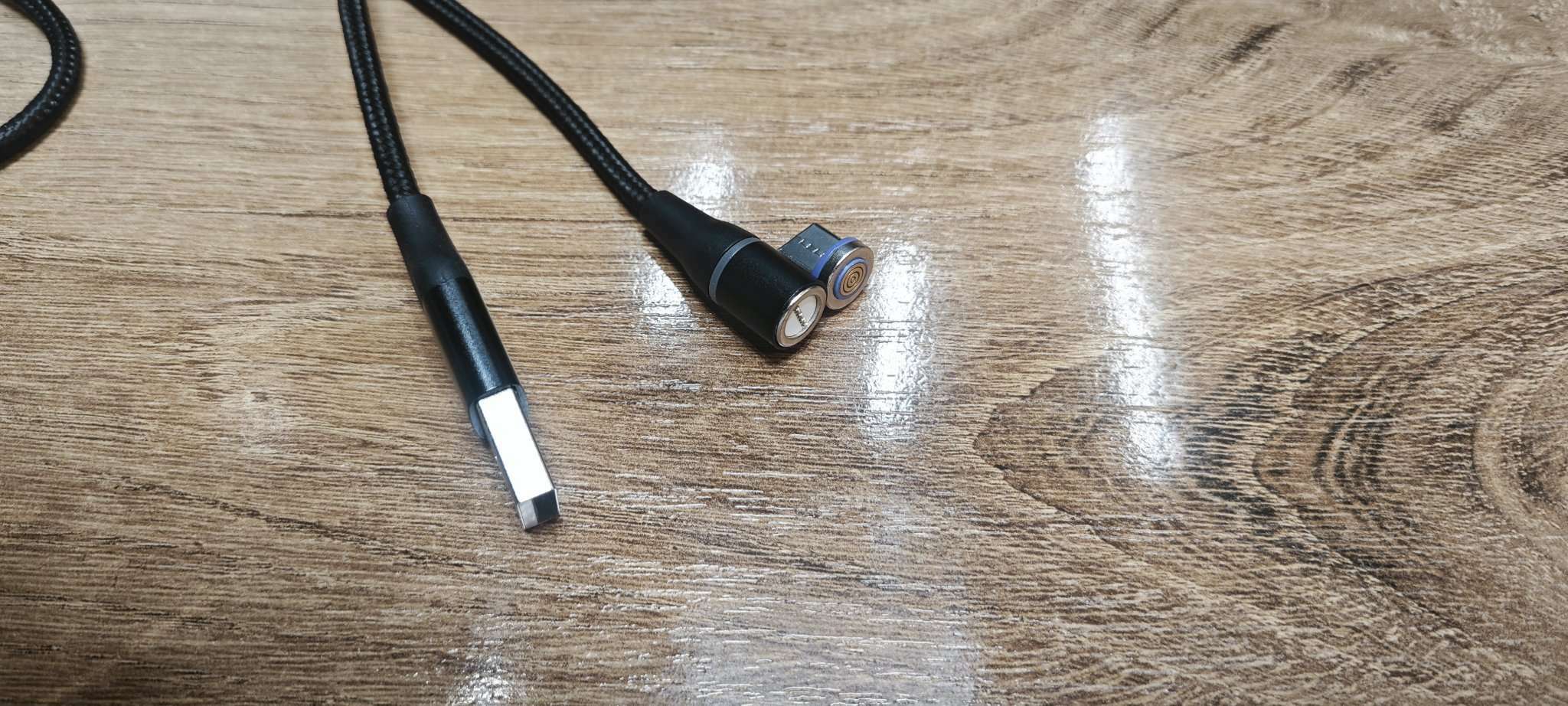 Фотография покупателя товара Кабель Windigo, 3 в 1, microUSB/Lightning/Type-C - USB, магнитный, 2 А, нейлон, 1 м, черный