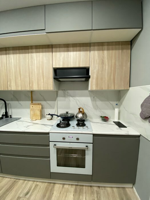 Фотография покупателя товара Кухонный гарнитур трехуровневый Лайн-46  2800х600 белый/Стамбул, Тальк/Мрамор белый - Фото 6