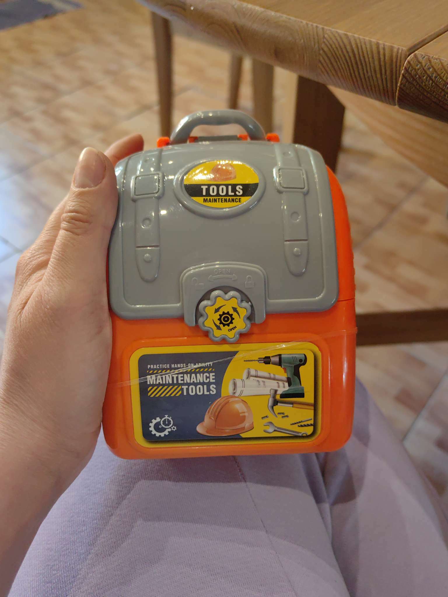 Фотография покупателя товара Набор детских инструментов в чемодане «Верстачок» цвет МИКС