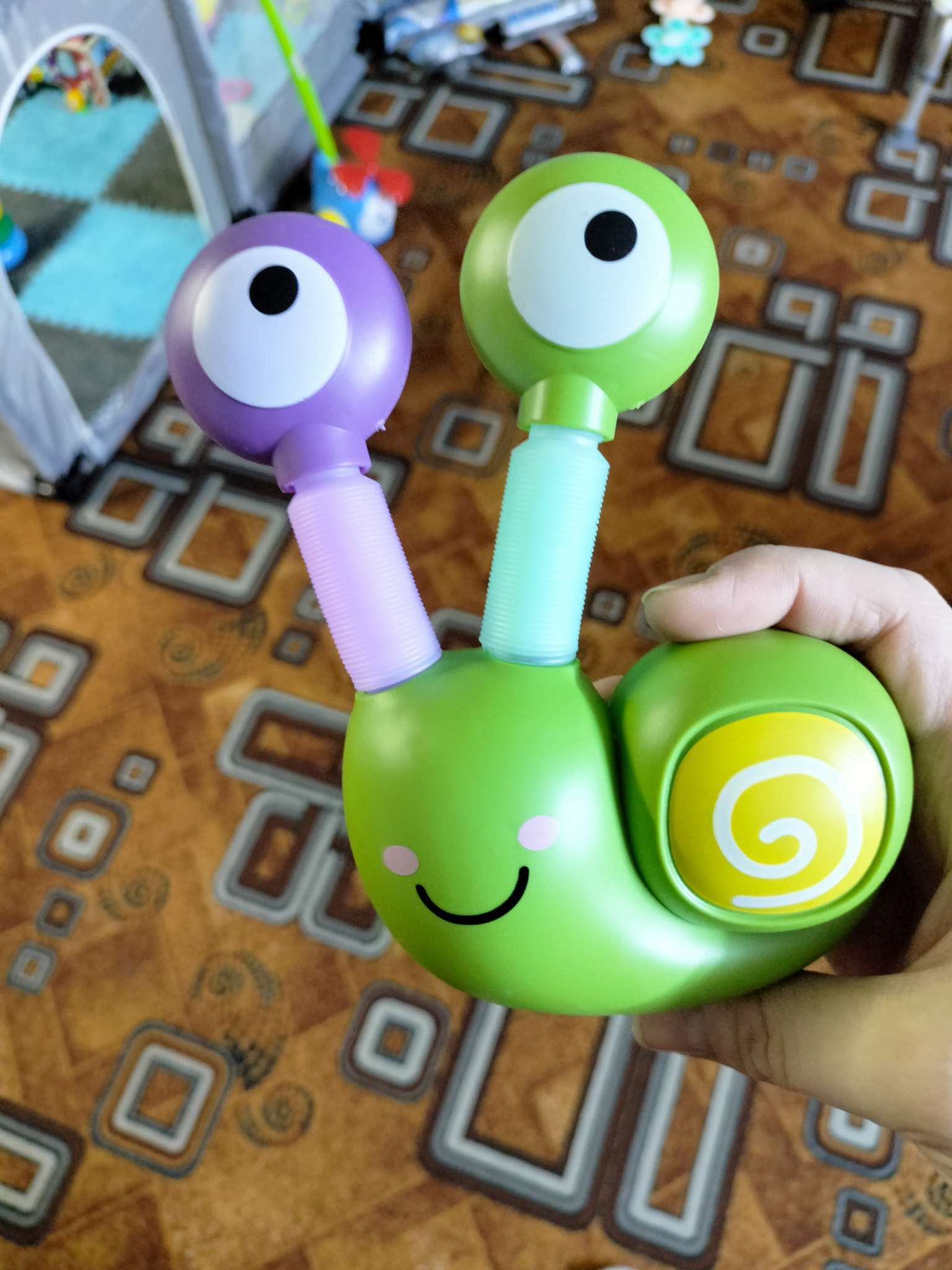 Фотография покупателя товара Развивающая игрушка"Улитка" световая, цвета МИКС - Фото 1