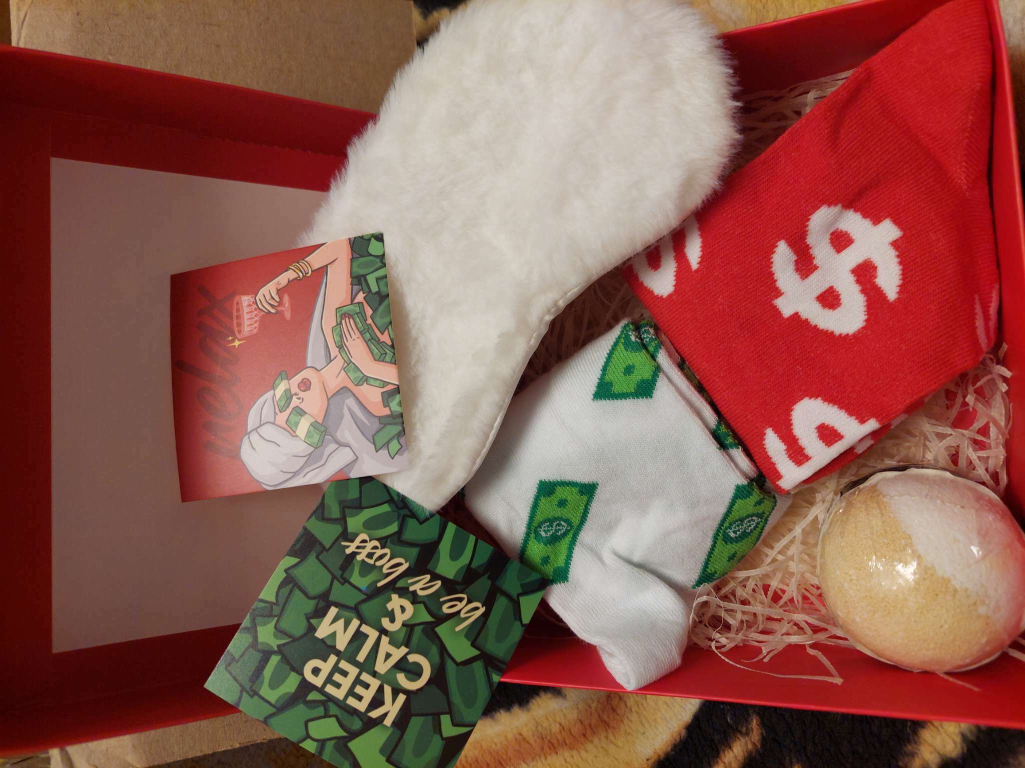 Фотография покупателя товара Новогодний подарочный набор KAFTAN "Relax" носки, размер 36-39 (23-25 см), бомбочка для ванн - Фото 1
