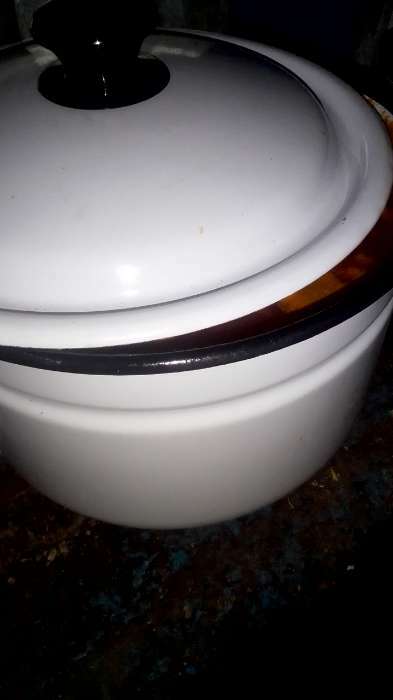 Фотография покупателя товара Кастрюля эмалированная, 5 л, d=24 см, цилиндрическая, индукция, белая - Фото 2