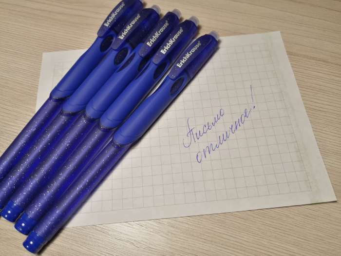 Фотография покупателя товара Ручка со стираемыми чернилами гелевая ErichKrause "ErgoLine" Magic, чернила синие - Фото 1