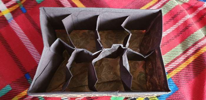 Фотография покупателя товара Органайзер для хранения белья «Ваниль», 8 отделений, 28×14×10 см, цвет коричнево-бежевый - Фото 1