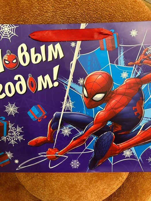 Фотография покупателя товара Пакет подарочный "Новый год" 31х40х11 см, Человек-паук - Фото 2