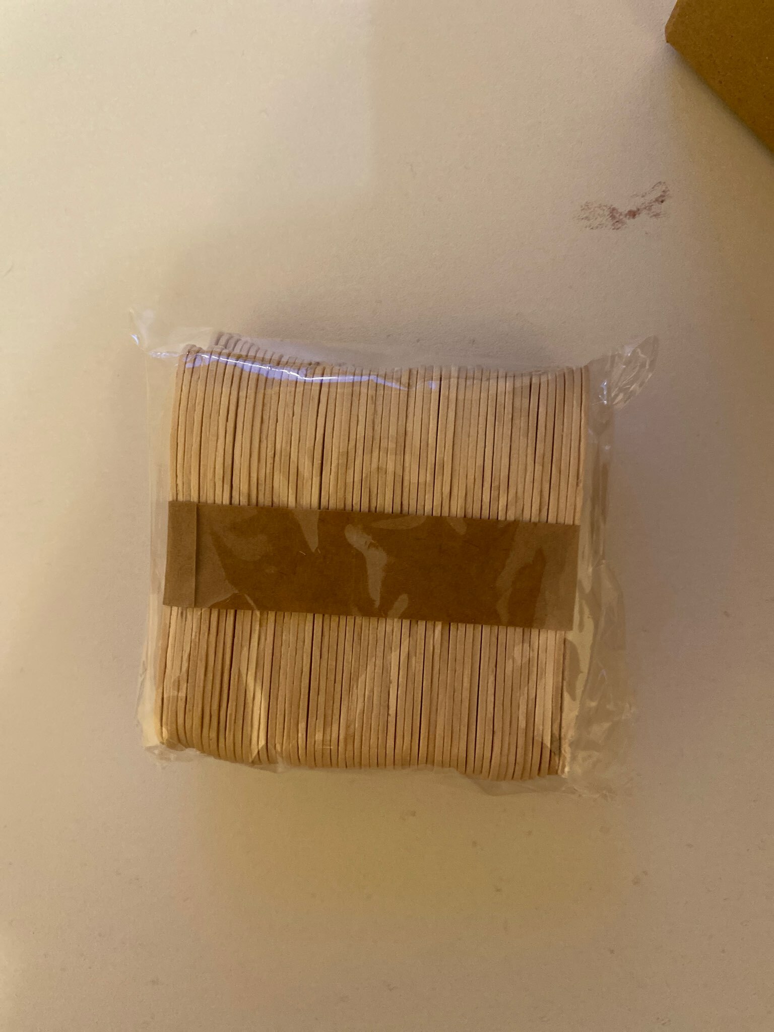 Фотография покупателя товара Палочки для мороженого Доляна, дерево, 7.5×1.1-1.5 см, 100 шт. - Фото 3