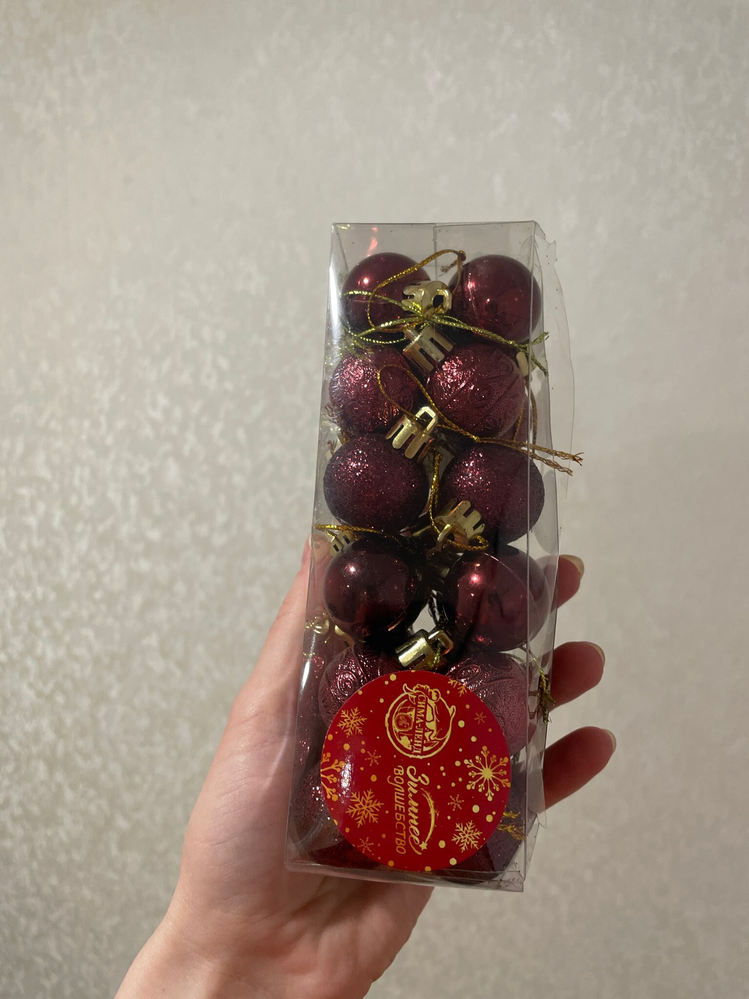 Фотография покупателя товара Ёлочные игрушки «Наоми», шары новогодние, d=3 см, набор 24 шт., красный - Фото 6