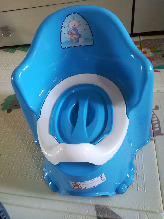 Фотография покупателя товара Горшок детский антискользящий «Комфорт» с крышкой, съёмная чаша, цвет голубой - Фото 6