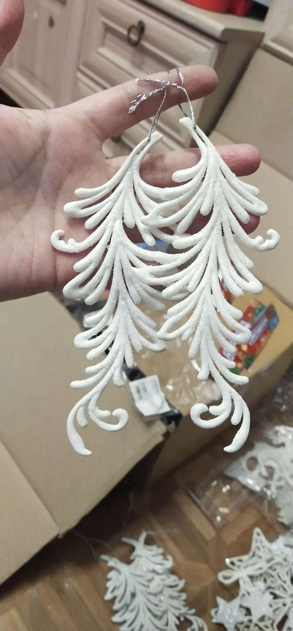 Фотография покупателя товара Ёлочные игрушки 2 шт. «Зимнее волшебство. Грациозный олень» пластик, 9×12 см, белый - Фото 8