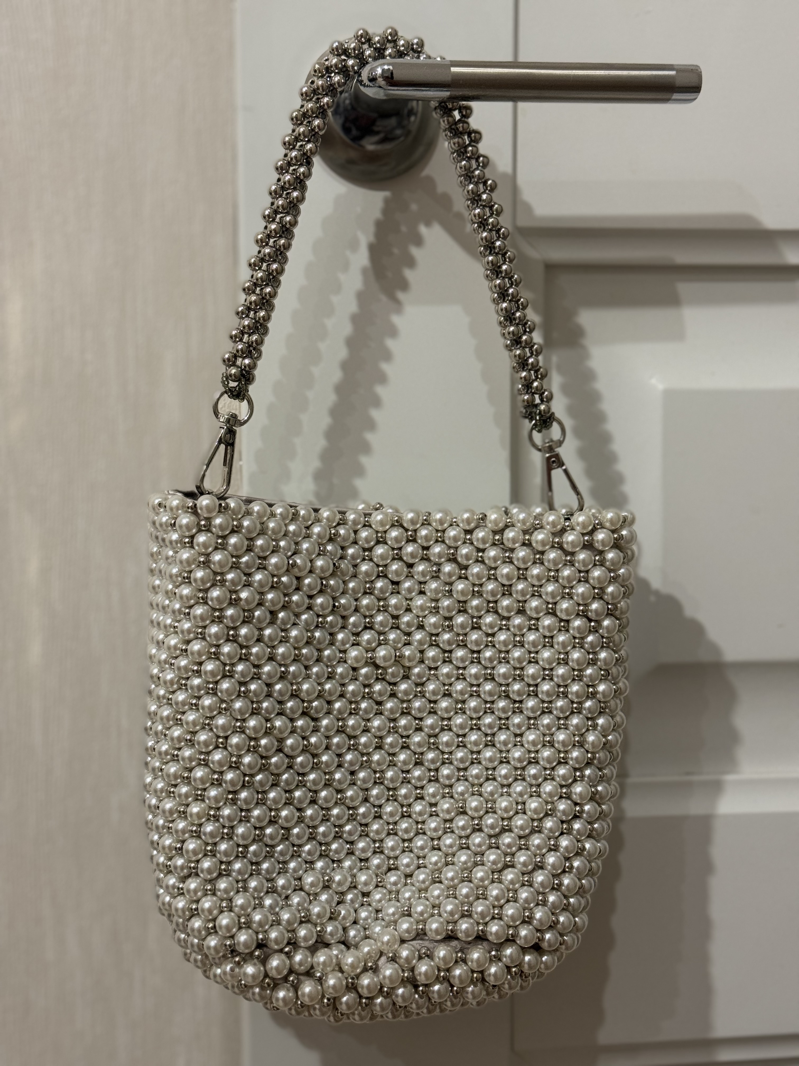 Фотография покупателя товара Ручка для сумки, шнур из бусин, 28 см, цвет серебряный - Фото 5