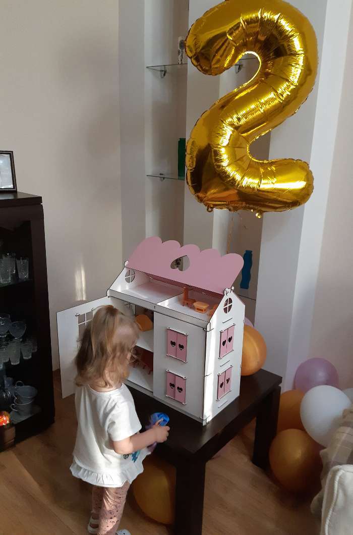 Фотография покупателя товара Кукольный домик «Цветной», в подарочной упаковке, высота этажа — 16 см, высота мансарды — 9,5 см - Фото 1