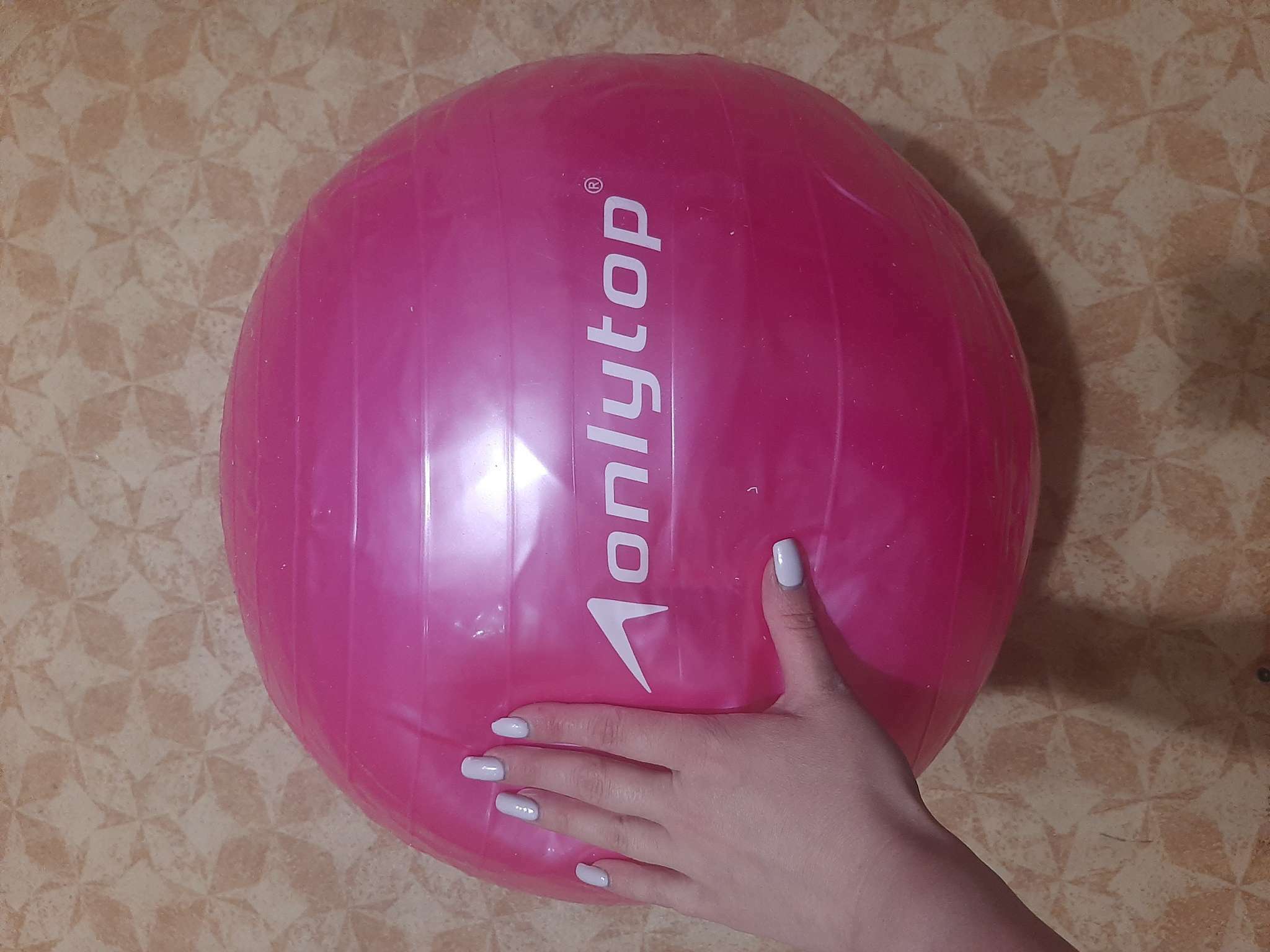 Фотография покупателя товара Фитбол ONLYTOP, d=55 см, 600 г, цвета МИКС - Фото 1