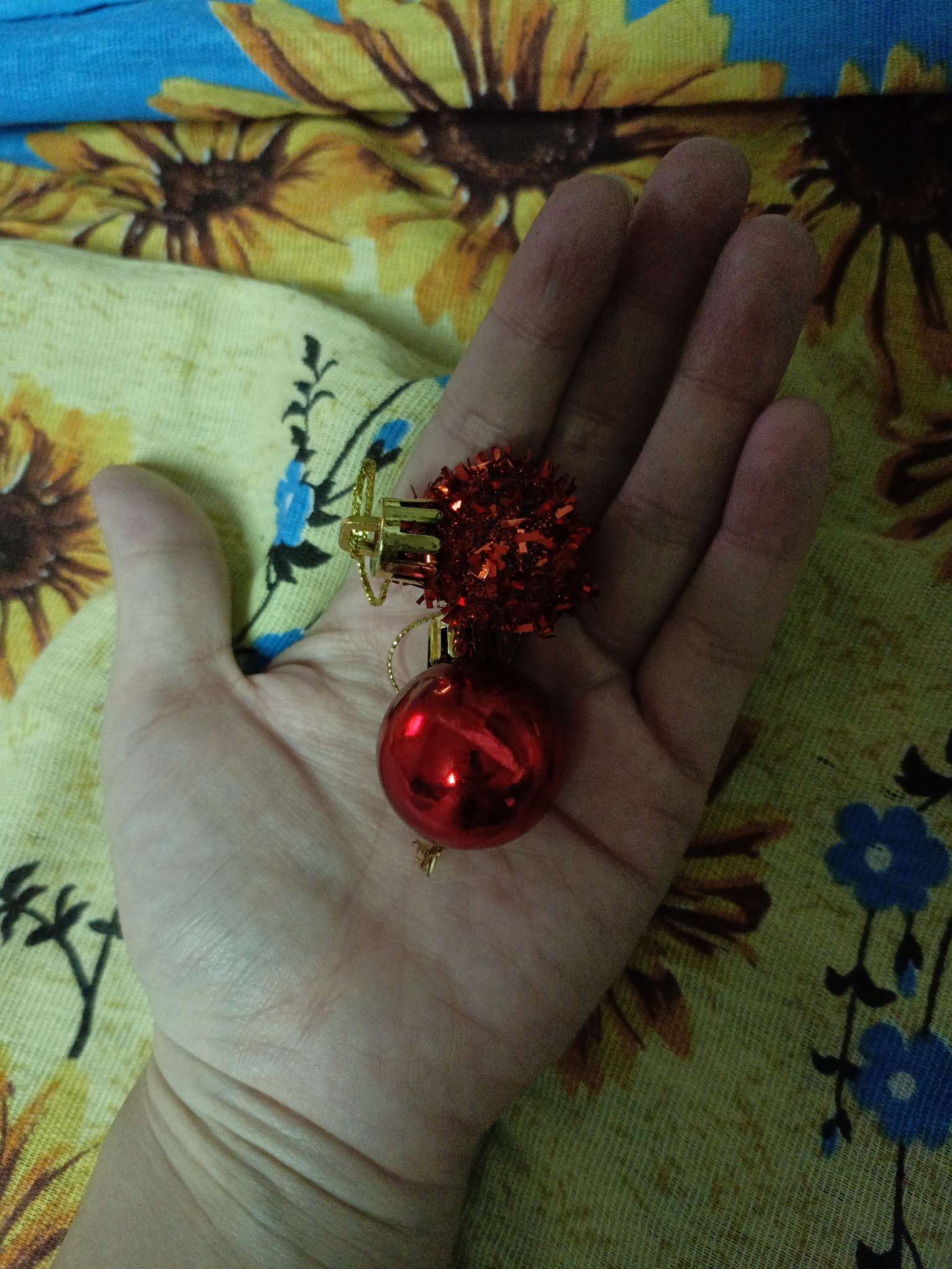 Фотография покупателя товара Ёлочные игрушки «Аррива», шары новогодние, d=2.5 см, набор 12 шт., красный - Фото 11