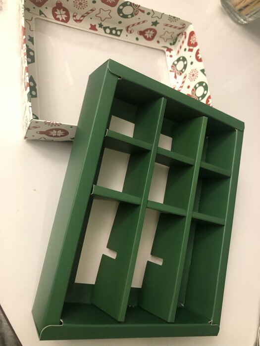 Фотография покупателя товара Коробка под 12 конфет «Новогодний паттерн», 19×15×3.5 см - Фото 36