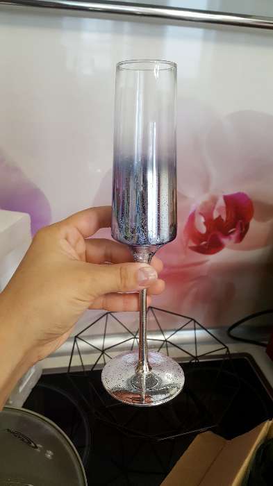 Фотография покупателя товара Бокал из стекла для шампанского Magistro «Мерцание», 190 мл, цвет розовый - Фото 6