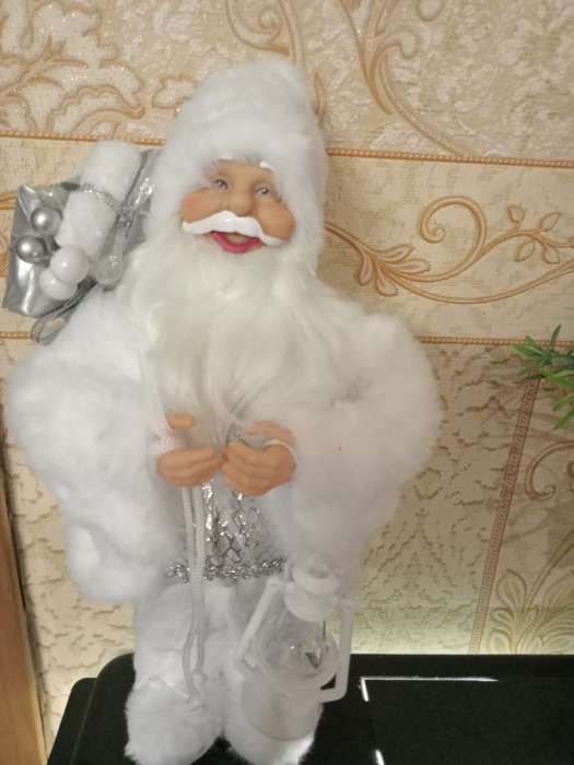Фотография покупателя товара Дед Мороз "В белой шубке, с фонариком и подарками" 30 см - Фото 2