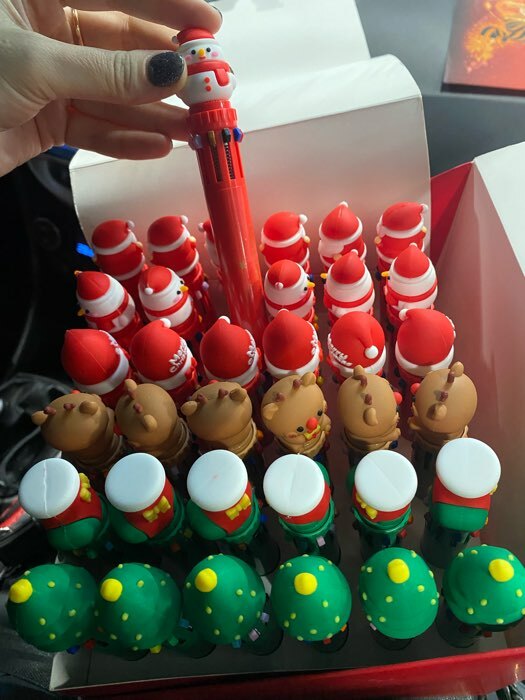Фотография покупателя товара Ручка шариковая автоматическая 10-ти цветная, стержень 0,7мм, Новый год МИКС - Фото 1