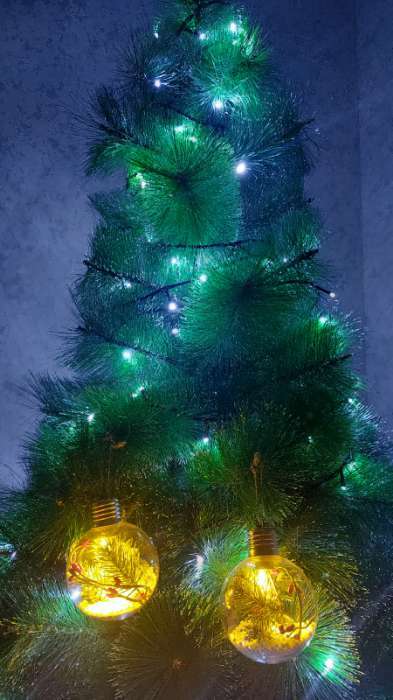 Фотография покупателя товара Ёлочный шар «Ветка ели», батарейки, 1 LED, свечение тёплое белое - Фото 2