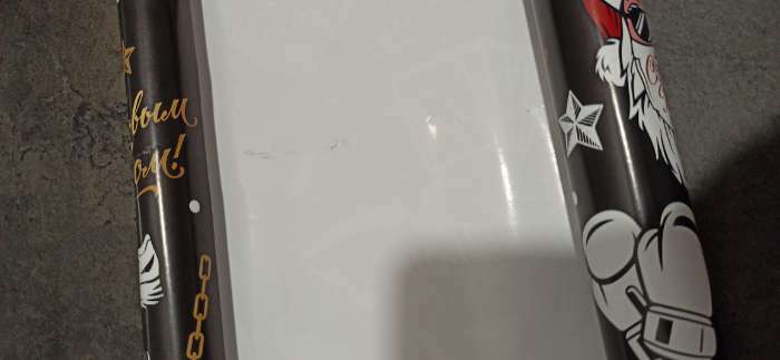 Фотография покупателя товара Бумага упаковочная глянцевая "Брутальный санта", 70 х 100 см, 1 лист
