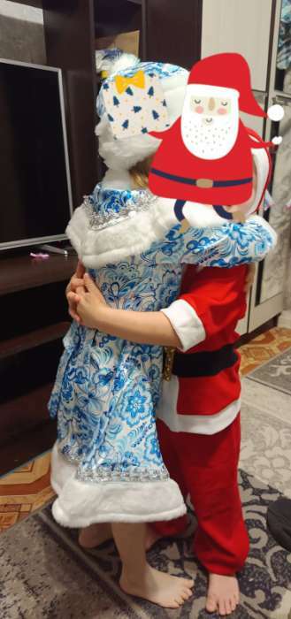 Фотография покупателя товара Карнавальный костюм от 1,5-3-х лет "Дед Мороз", велюр, куртка с ремнём, колпак, штаны, рост 92-98 см, цвета МИКС