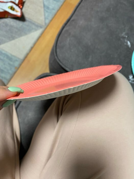 Фотография покупателя товара Тарелка одноразовая бумажная однотонная, розовая - Фото 6