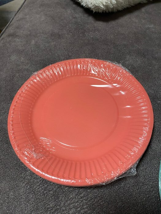 Фотография покупателя товара Тарелка одноразовая бумажная однотонная, розовая - Фото 5