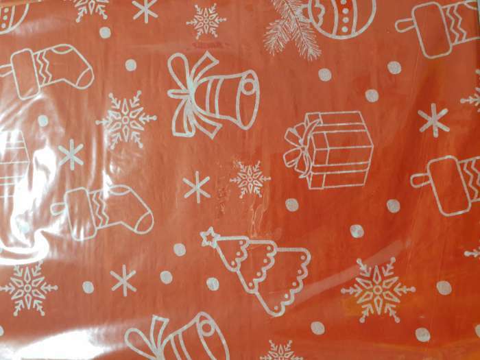 Фотография покупателя товара Бумага упаковочная тишью "Новогодний праздник",50 х 66 см - Фото 1