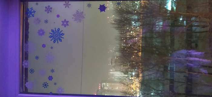 Фотография покупателя товара Наклейка интерьерная «Снежинки», 21 × 29,7 см - Фото 1
