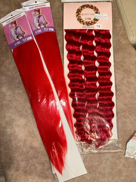 Фотография покупателя товара SIM-BRAIDS Канекалон однотонный, гофрированный, 65 см, 90 гр, цвет красный(#RED)