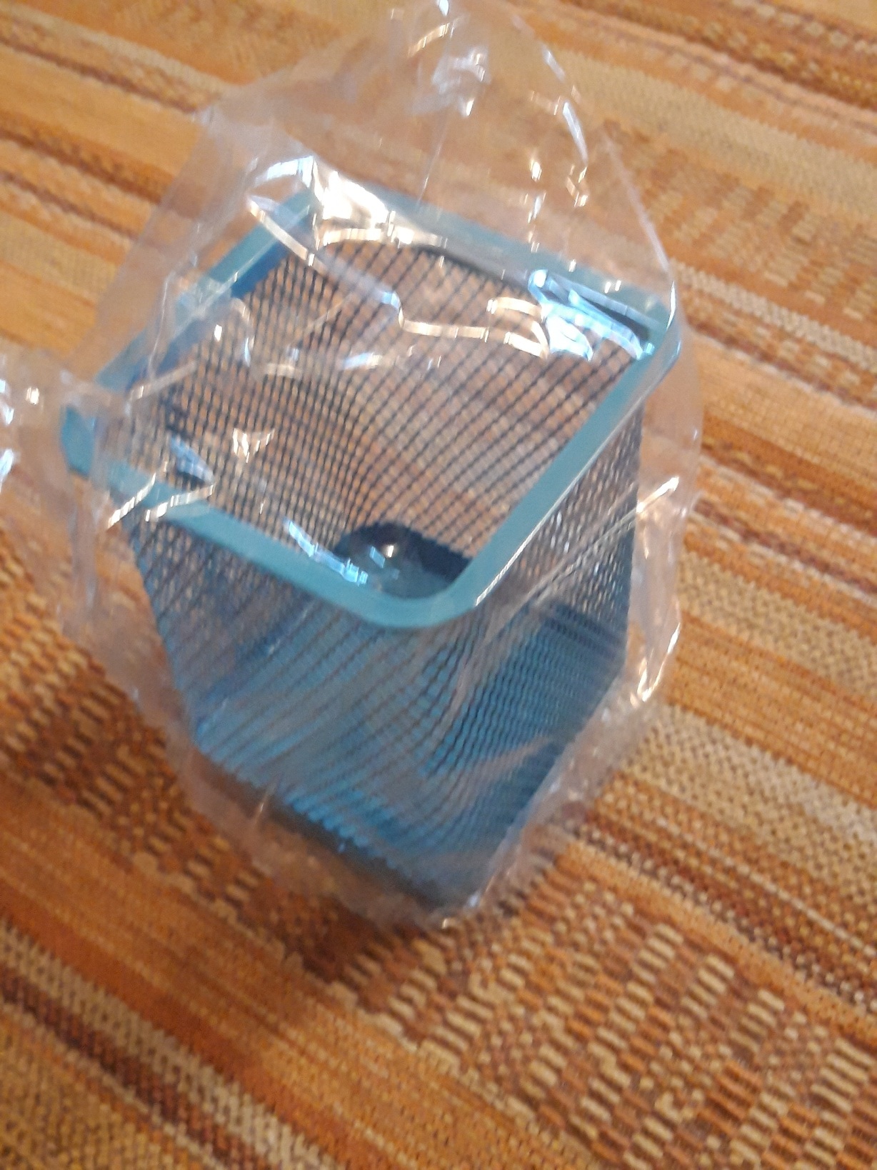 Фотография покупателя товара Стакан для пишущих принадлежностей, квадратный, металлическая сетка, синий - Фото 2