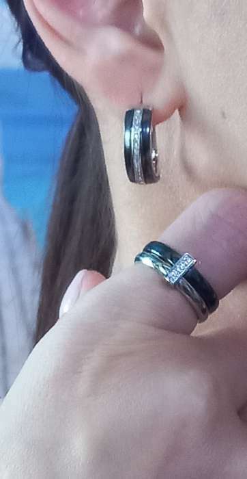 Фотография покупателя товара Кольцо керамическое «Дуэт», чёрное в серебре, 18 размер - Фото 1