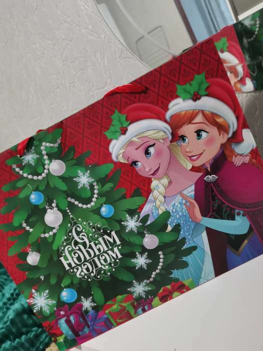 Фотография покупателя товара Пакет подарочный новогодний «С Новым годом!», 31×40×11.5 см, упаковка, Смешарики - Фото 9