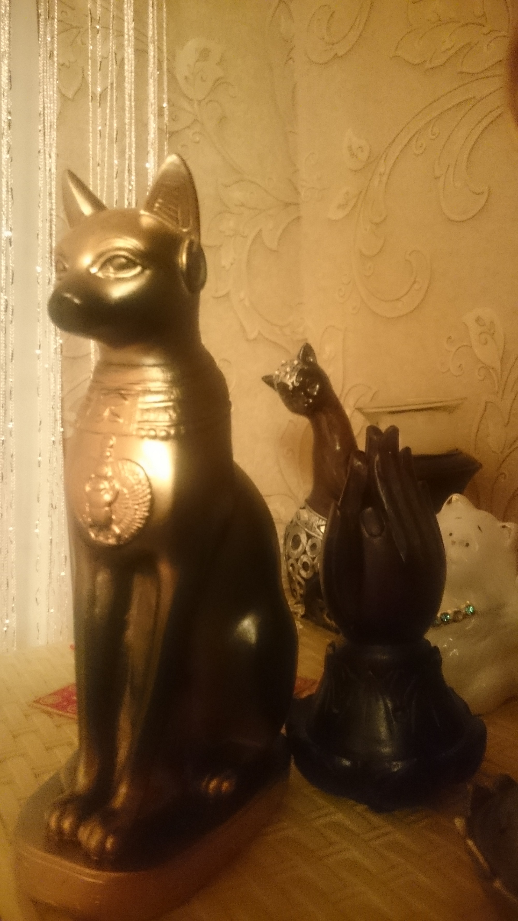 Фотография покупателя товара Фигура "Кошка египетская" бронза, 11х20х7см - Фото 1