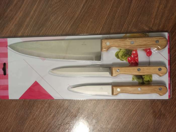 Фотография покупателя товара Набор кухонных ножей Доляна Wооd, набор 3 шт, лезвие: 8 см, 12 см, 19,5 см, ручка деревянная