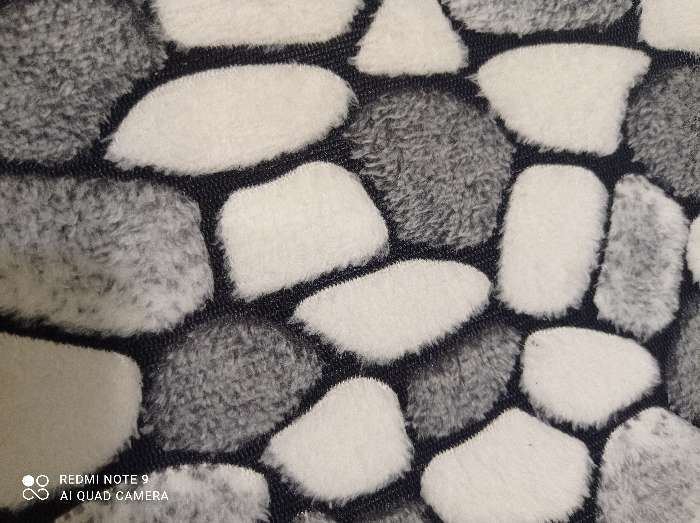 Фотография покупателя товара Набор ковриков для ванной и туалета Доляна «Галька», 2 шт, 40×49 см, 50×80 см - Фото 9