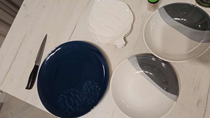 Фотография покупателя товара Тарелка керамическая «Артишоки», синяя, 27 см, цвет синий - Фото 2