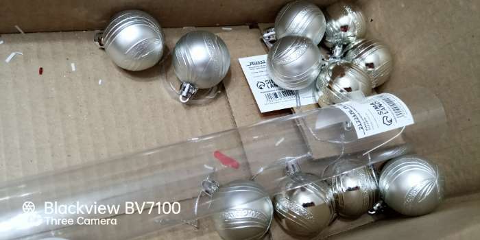 Фотография покупателя товара Набор шаров пластик d-4 см, 12 шт "Волна" серебро - Фото 4