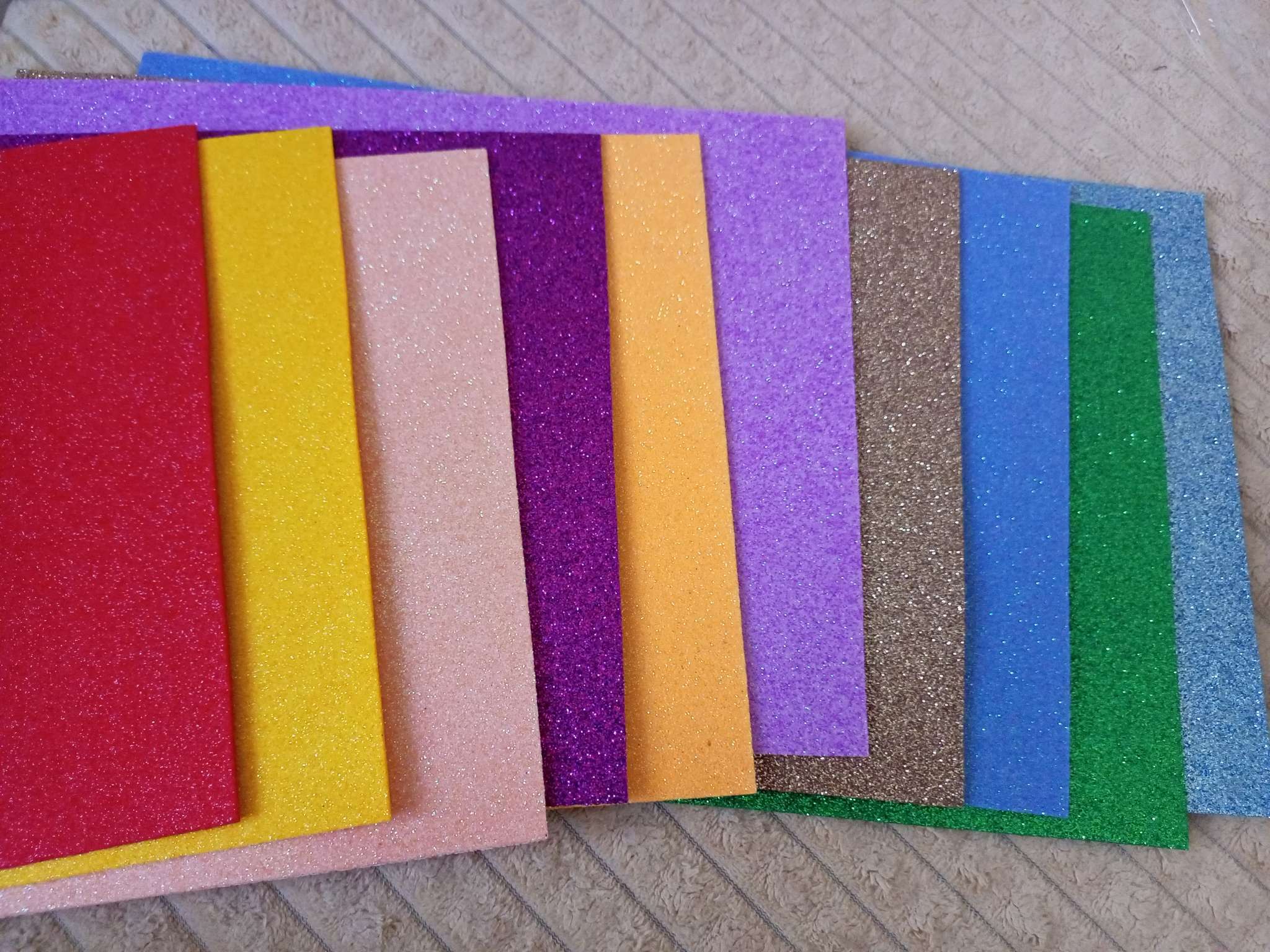 Фотография покупателя товара Набор «Пенка с блёстками» А4, 10 листов, 10 цветов, толщина 2 мм - Фото 12