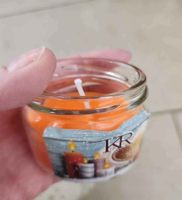 Фотография покупателя товара Ароматическая свеча в банке "Мандарин", 6,4х6 см - Фото 3