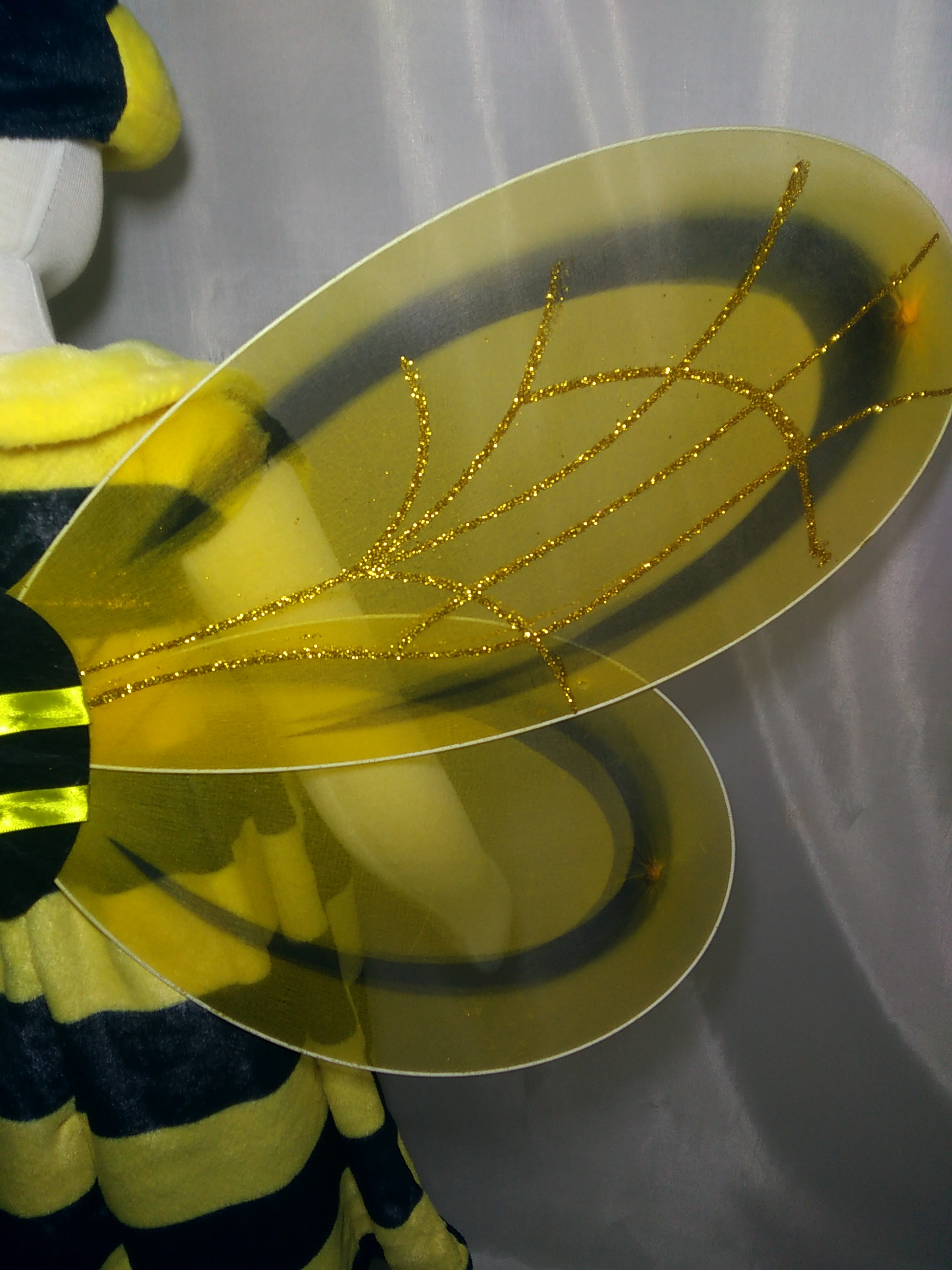 Фотография покупателя товара Карнавальный костюм «Пчёлка», платье, маска-шапочка, рост 122-128 см - Фото 4